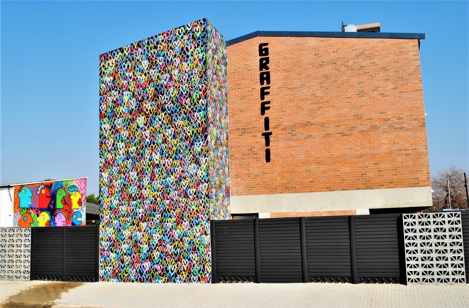 753570_Graffiti_1_-_01.JPG